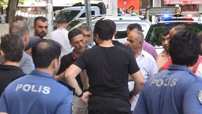 Çocukların kavgasına aileler de karıştı: Olayın büyümesini polis engelledi