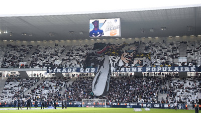 Ekonomik krizle boğuşan köklü Fransız kulübü 3. lige düşürüldü