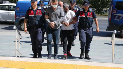 Interpol tarafından aranan şahsın evinde arama yapmak isteyen sahte MİT'çiler yakalandı