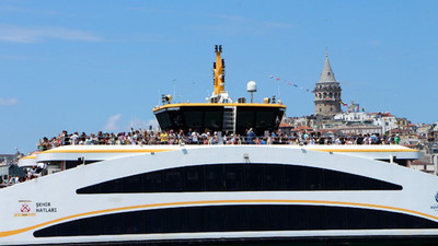 İstanbul’da 700 kişilik deniz otobüsüne 1000 kişi bindi