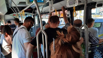 İyilik yapmak için yer veren kadına 'Beyaz pantolonumu yeni giydim' diyerek çocuğuna vurdu