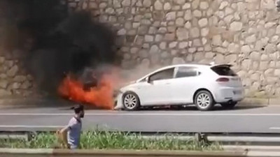 Otomobil alev alev yandı