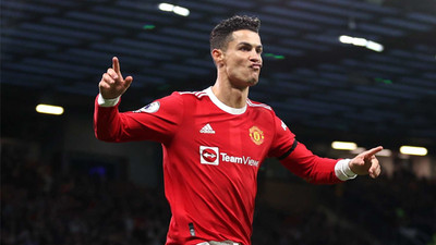 Ronaldo'ya çılgın teklif: İki yıl için 230 milyon euro...