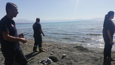 Serinlemek için Van Gölü'ne giren 6 çocuktan 2'si boğuldu, 1'i kayıp