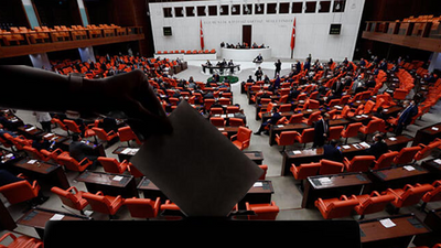 Siyasi partilerin seçim programı belli olmaya başladı