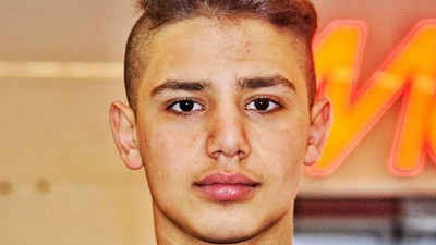 Sokak ortasında kalbinden bıçaklanarak öldürüldü