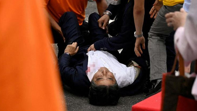 Suikastle sarsılan Japonya'da seçimi LDP kazandı