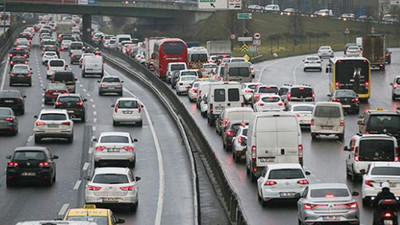 Trafiğe kayıtlı araç sayısı azaldı 