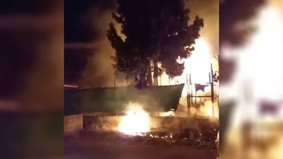 Trafo bomba gibi patladı, alevler tehlike saçtı