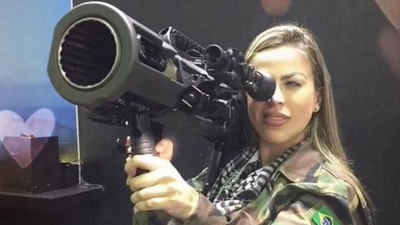 Ukrayna ordusuna katılan Brezilyalı model, Rus saldırısında hayatını kaybetti