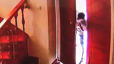 Beyoğlu'nda tarihi Ağa Cami'nin kapı tokmakları çalındı