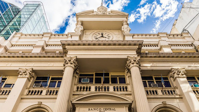 Enflasyonun yüzde 70'i aştığı ülkede Merkez Bankası rekor faiz artırımına gitti