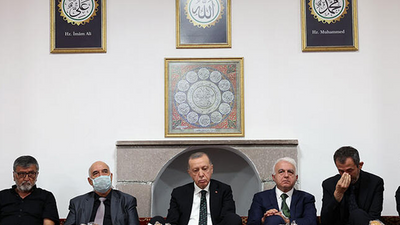 Erdoğan’ın ziyaret ettiği cemevinin dedesi Öz: Adeta evimizde bizi misafir ettiler