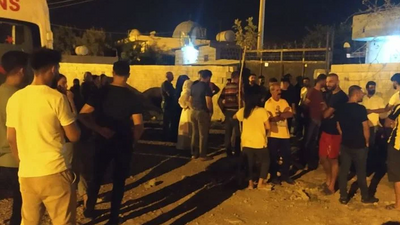 Eşini ve 3 kızını pompalı tüfekle katletti