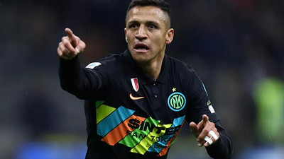 Galatasaray'a Alexis Sanchez'den kötü haber