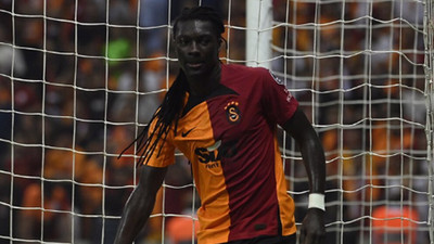 Gomis, Galatasaray'ı ipten aldı