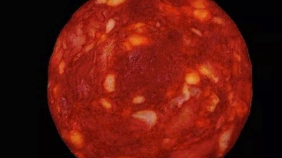 'James Webb Teleskobu'ndan görüntü' diye sucuk paylaşan bilim insanı özür diledi