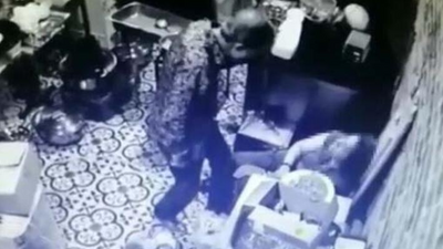 Kadıköy'de kadın cinayeti: Kafede herkesin gözü önünde katletti