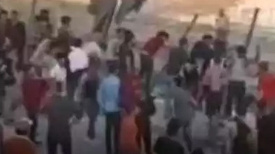 Kahramanmaraş'ta geri gönderme merkezindeki yabancı uyruklular duvarı yıkarak kaçtı