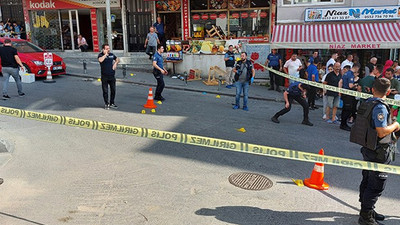 Kahvaltı salonuna silahlı saldırı: 2 genç hayatını kaybetti, saldırganlar kayıplara karıştı