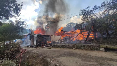 Kastamonu'da yangın: 10 ev küle döndü