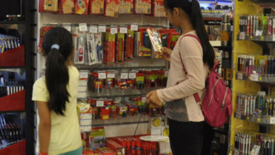 Kırtasiye fiyatları el yakacak: Büyük zam...