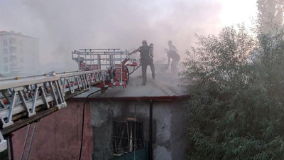 Özel eşyalarını almak için içeri girdi, boşanma aşamasında olduğu eşinin evini ateşe verdi