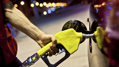 Petrol şirketleri kârlarını katladı 