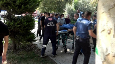 Tüfekle yolda yürüyen adam durdurulduktan sonra polise ateş açtı