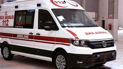Adana'da TIR pikana arkadan çarptı: 2 ölü