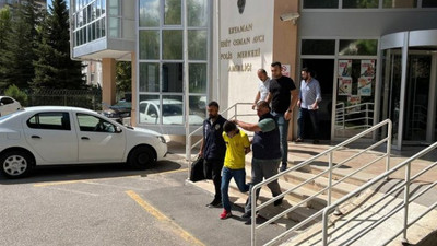 Beşiktaşlı futbolculara saldıran taraftar serbest bırakıldı