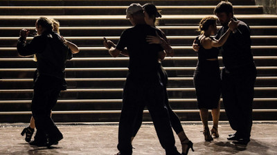 Buca’da dolu dolu “Avrupa Hareketlilik Haftası”... Spor, dans ve tiyatro Buca'da buluştu
