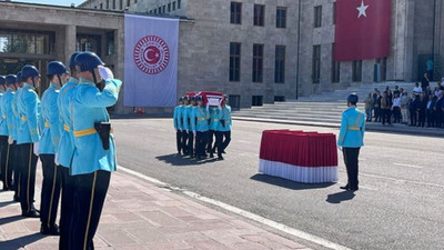 Eski CHP Milletvekili Haluk Pekşen için TBMM'de tören düzenlendi