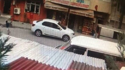 Karşı kaldırıma geçmeye çalışan 6 yaşındaki çocuk, minibüsün altında kalarak hayatını kaybetti