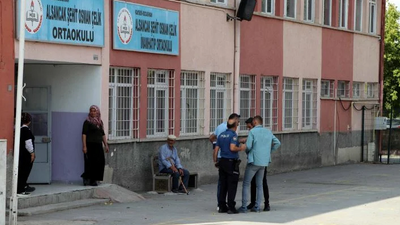 Kayseri'de okula kimliği belirsiz kişilerce ateş açıldı