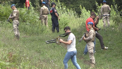 Kesik baş cinayetini, kasket ve kıyafetler aydınlattı