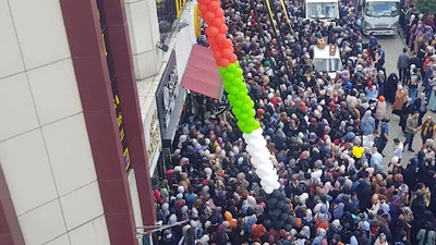 Özel indirim izdihamı: Mağaza açılışını ertelemek zorunda kaldı