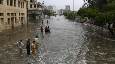 Pakistan'da muson yağmurları trajediye dönüştü: 1606 ölü