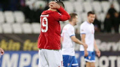 Türk futbolunun utanç gecesi: Faroe Adaları 2-1 Türkiye