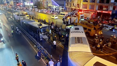 Vali Yerlikaya'dan 'metrobüs kazası' açıklaması