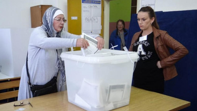 Bosna Hersek halkı sandığa gitti: Oy verme işlemi başladı