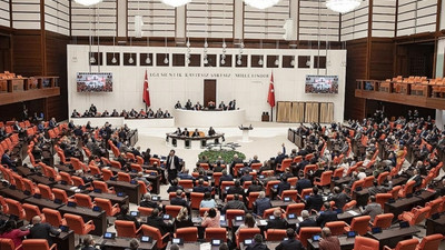 ‘Gençler neden yurt dışına kaçıyor, araştırılsın’ önergesi AKP ve MHP oylarıyla reddedildi