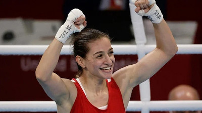 Milli sporcu Buse Naz Çakıroğlu, altın madalyanın sahibi oldu
