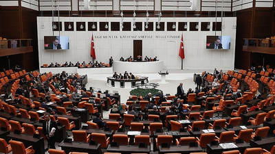 'Yabancıların gerçek dışı adreslere kaydedildiği' iddialarına yönelik araştırma önergesi, AKP-MHP oylarıyla reddedildi