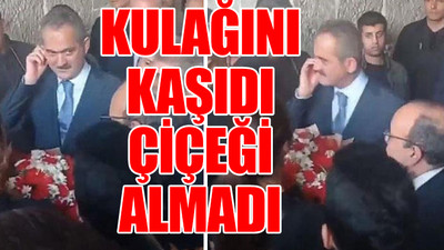 AKP'li Bakan Özer'den öğretmene büyük ayıp!