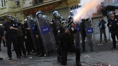 Anayasa Mahkemesi'nden 'biber gazı sıkan polis' hakkında yeni karar