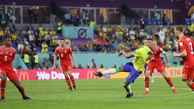 Brezilya, tur kapısını şık bir golle araladı