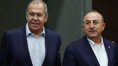 Çavuşoğlu, Rus mevkidaşı Lavrov ile tahıl krizini telefonda görüştü