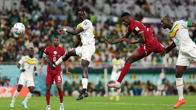 Dünya Kupası'nda ev sahibi Katar tarihe geçti