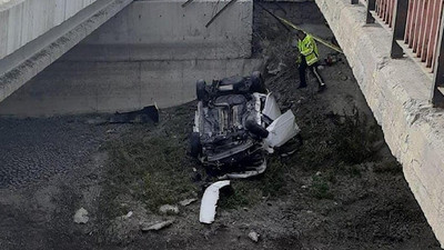 Köprüden uçan otomobildeki 3 kişi hayatını kaybetti: Facia 7 saat sonra fark edildi